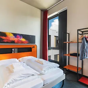 Hotel Meininger Centre Charmilles Geneva
