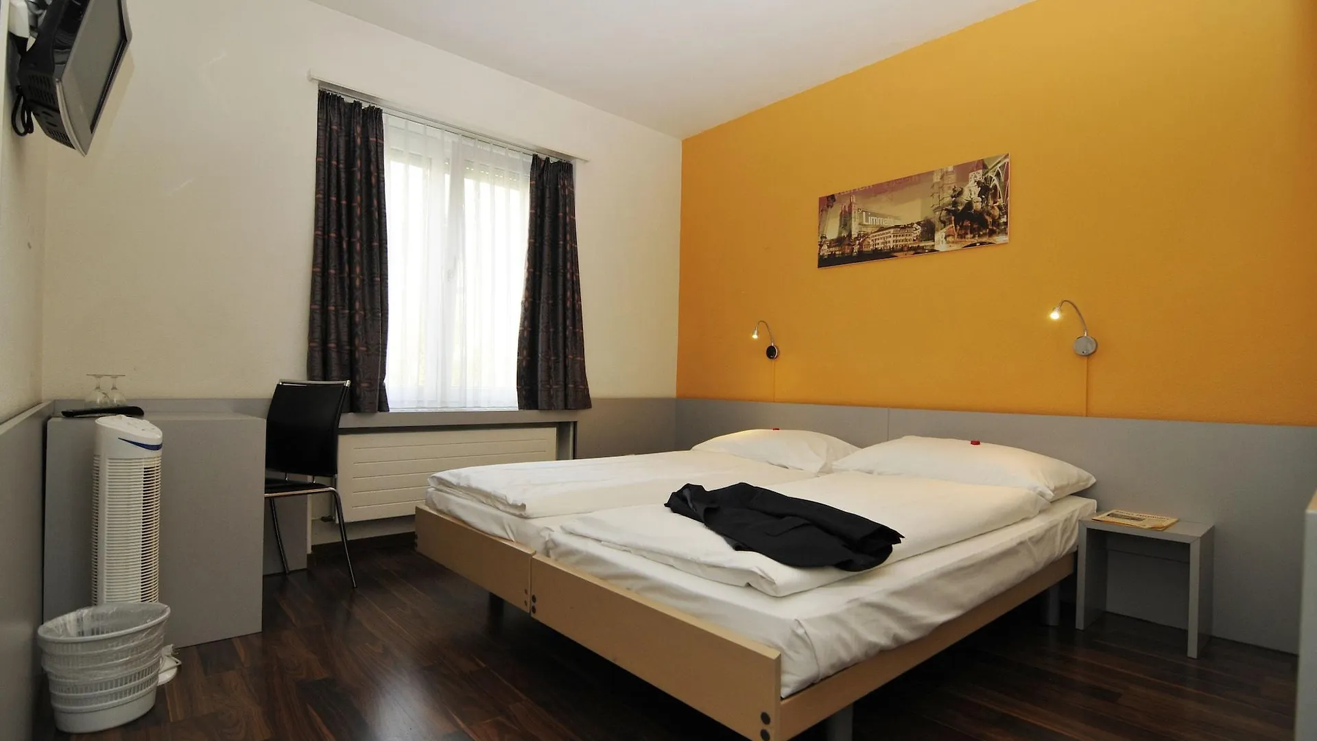 Alexander Guesthouse Zurich Old Town 2*,  Switzerland
