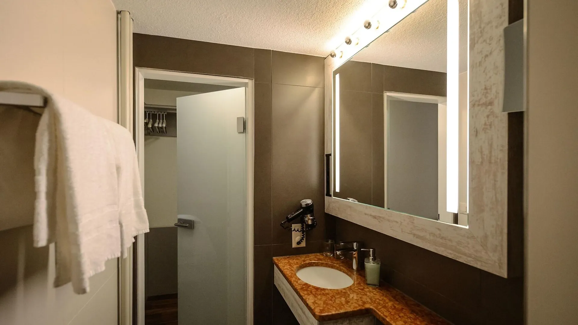 Alexander Guesthouse Zurich Old Town Switzerland