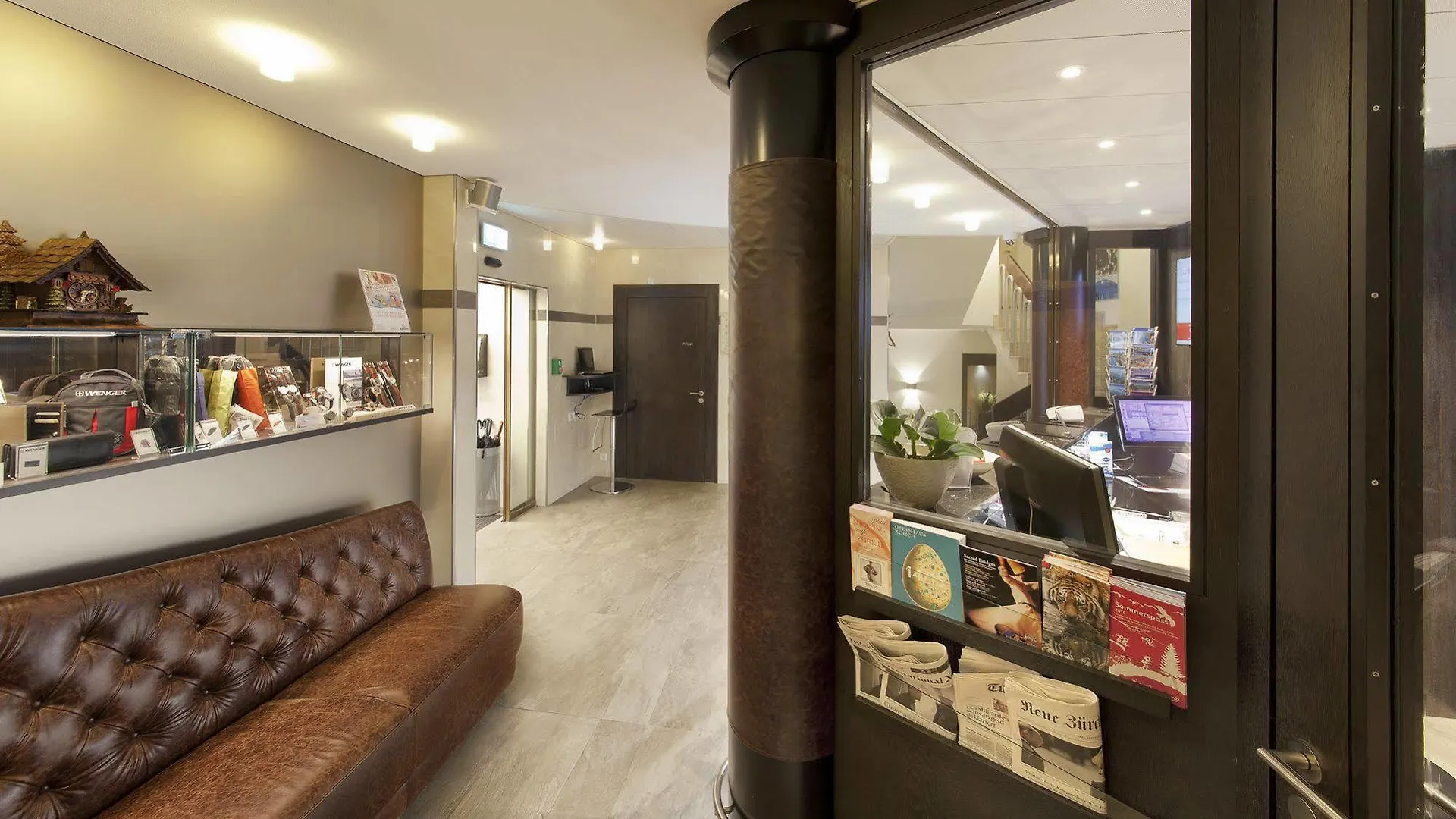 Alexander Guesthouse Zurich Old Town 2*,
